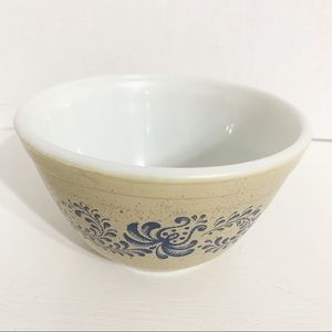 Vintage Pyrex Homestead Beige Speckle Blue 401 1.5 Pints Mixing Batter Nest Bowl